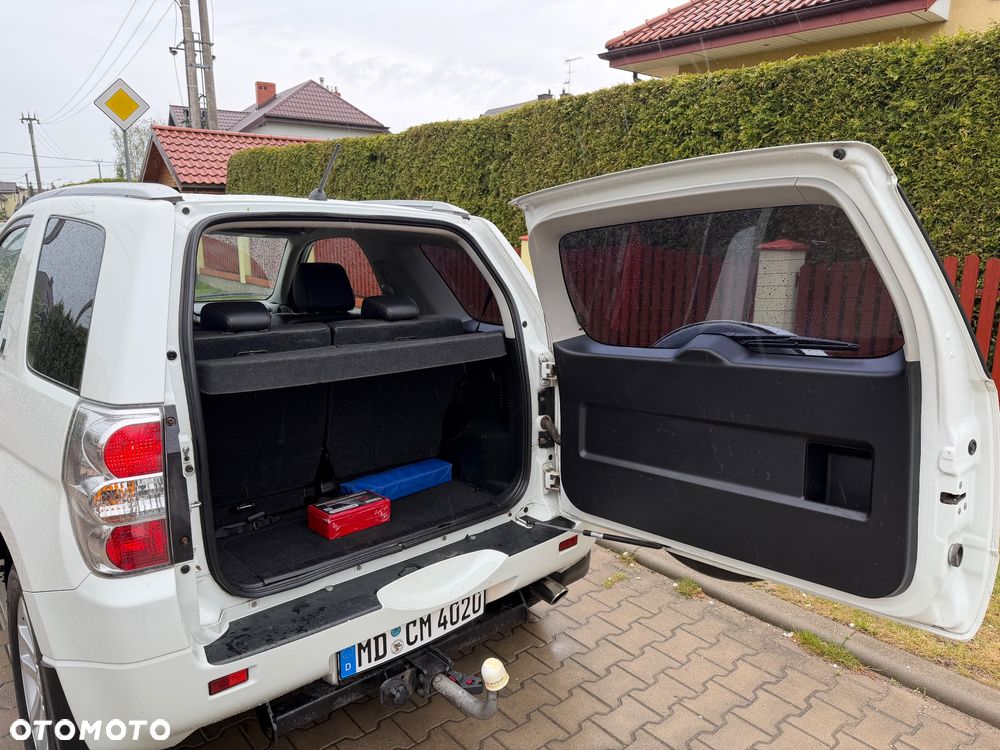 Suzuki Grand Vitara 1.6 Black&White - 20