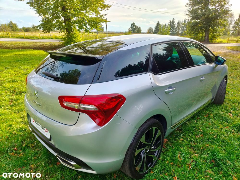Citroën DS5 HDi 165 SportChic - 8