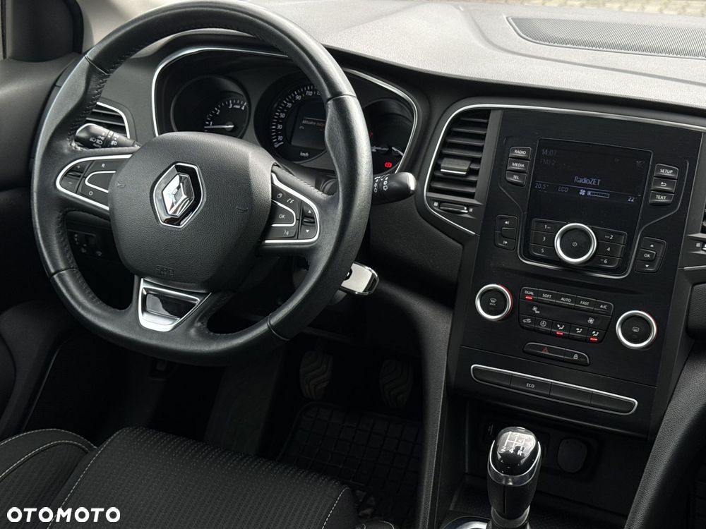 Renault Megane 1.6 SCe Life - 15