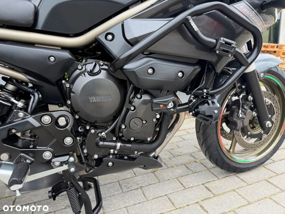 Yamaha XJ - 16