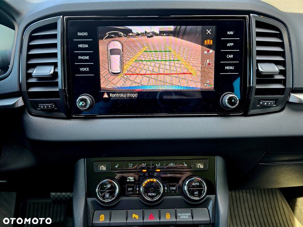 Skoda Karoq 1.5 TSI ACT Selection DSG - 17