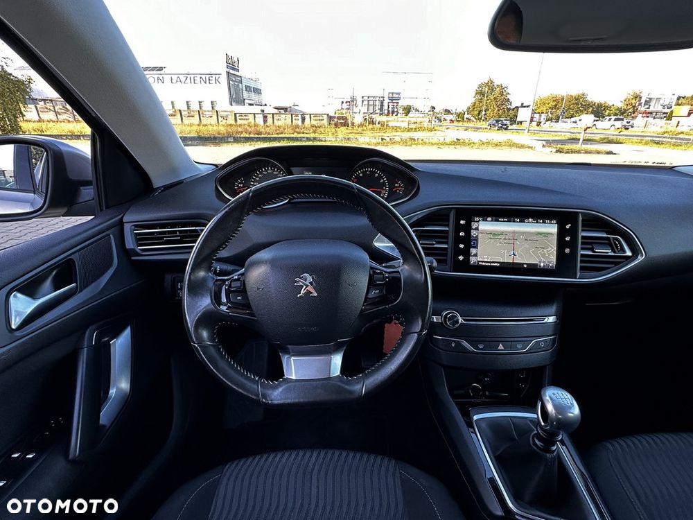 Peugeot 308 125 THP Active - 23