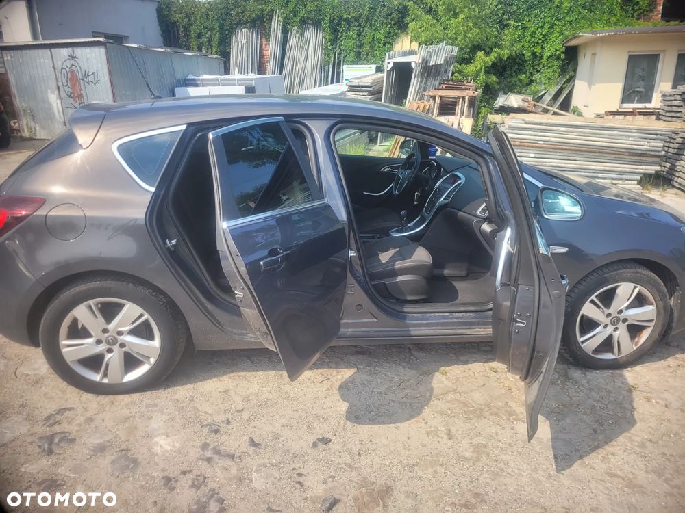 Opel Astra 1.7 CDTI DPF ecoFLEX Start/Stop Exklusiv - 19
