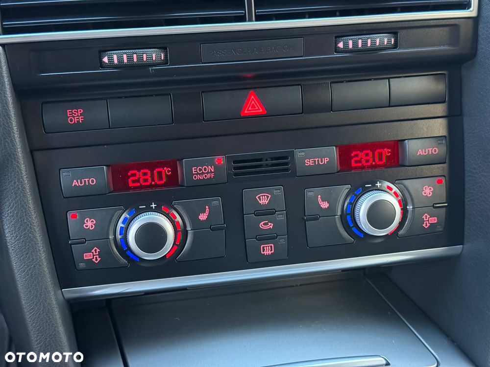 Audi A6 Avant 3.0 TDI Quattro Tiptronic - 23