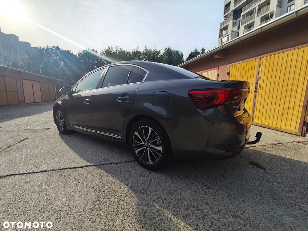 Toyota Avensis 2.0 Prestige MS - 2