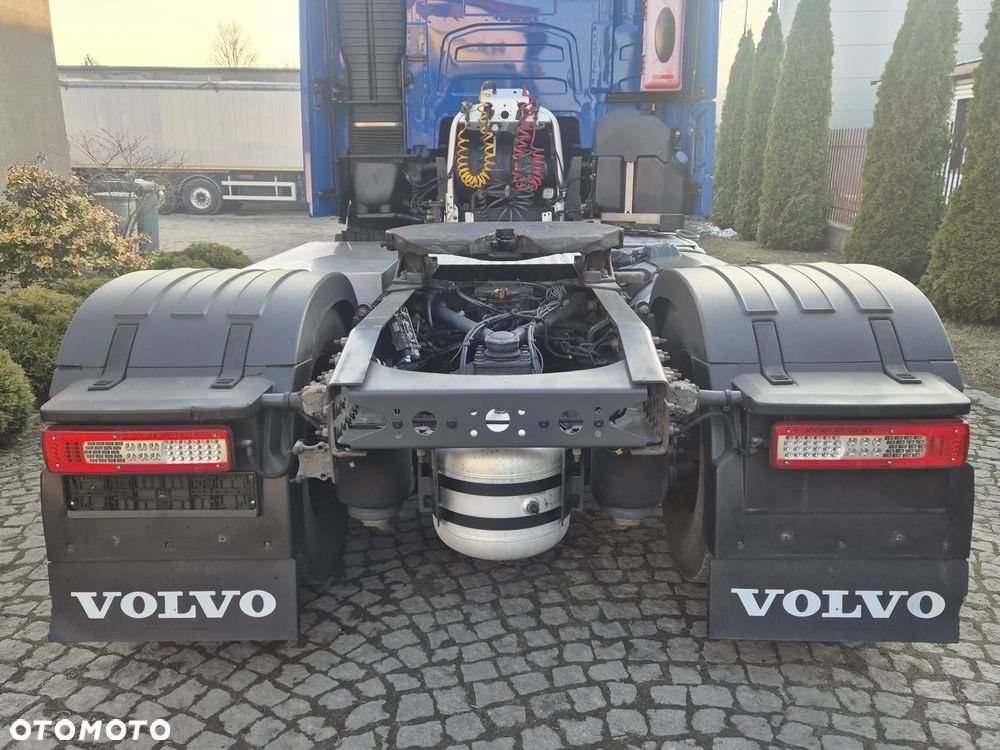 Volvo FH GLOBETROTTER - 7