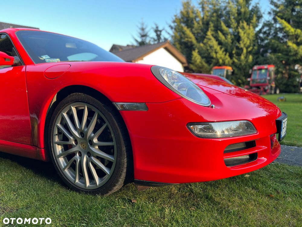 Porsche 911 Carrera S - 6