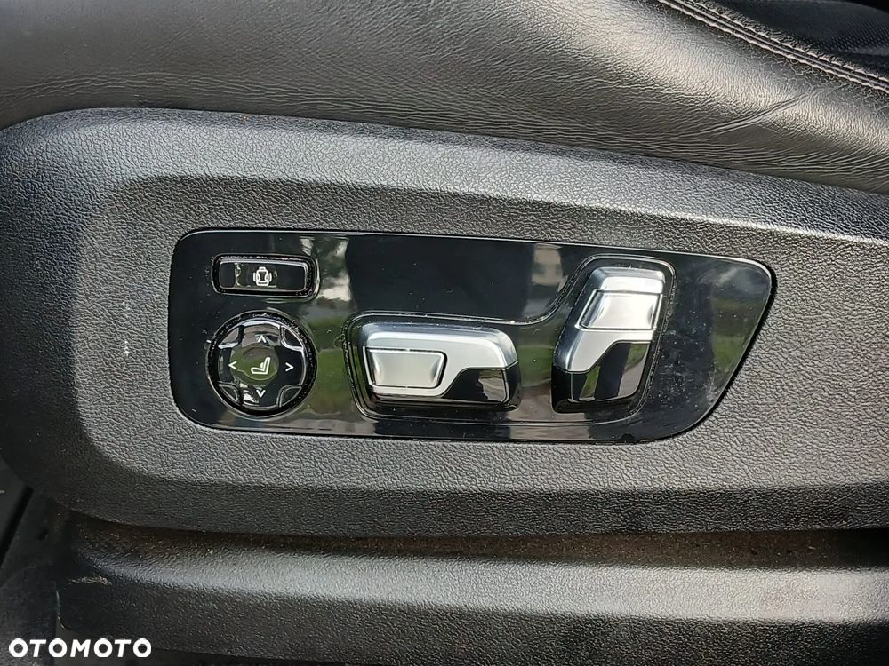BMW X5 M50i - 30
