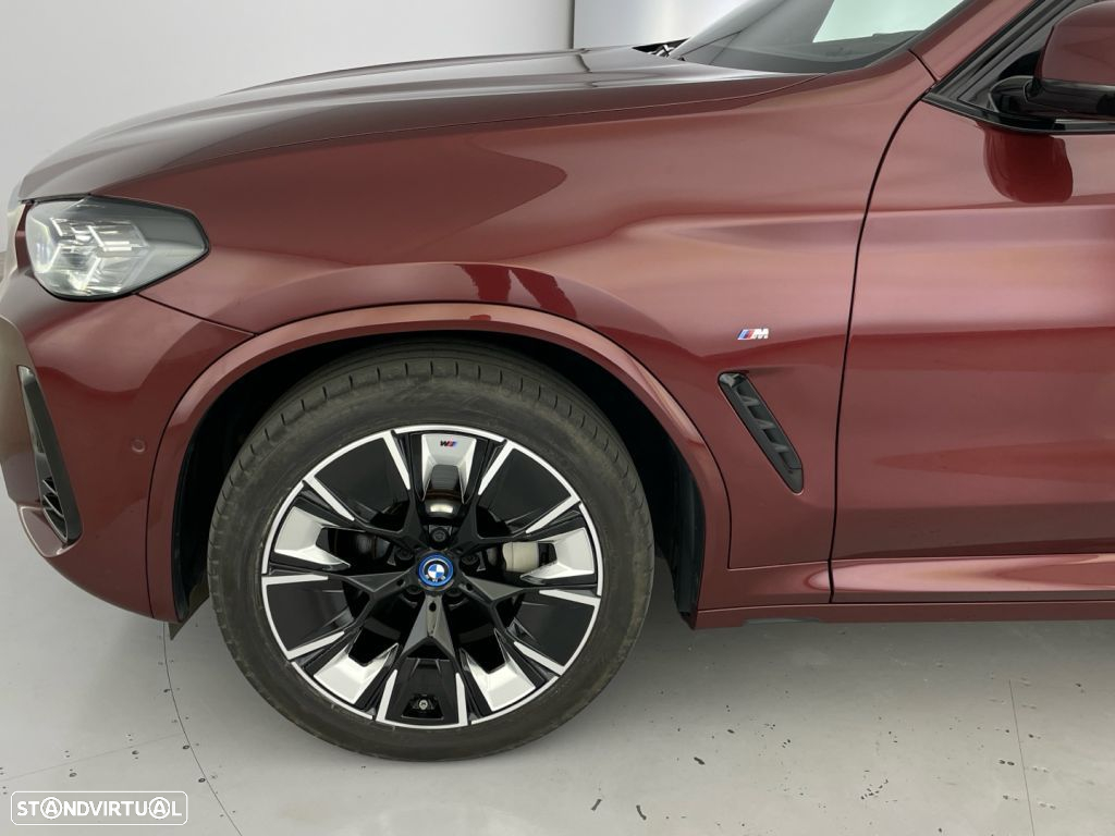 BMW iX3 M Sport Impressive - 20