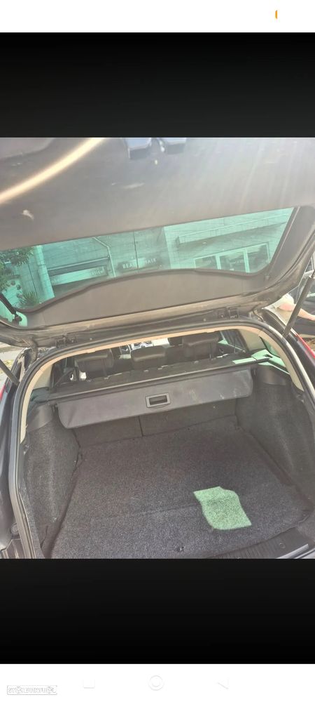 Renault Mégane 1.5 dCi Dynamique - 4