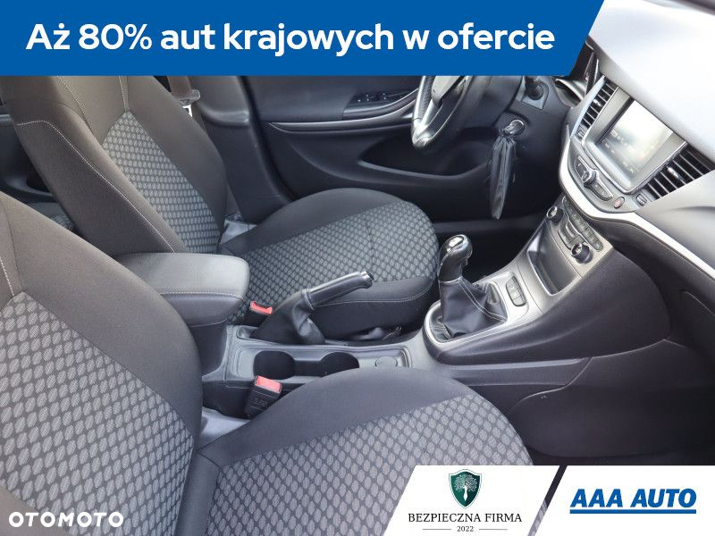 Opel Astra - 10