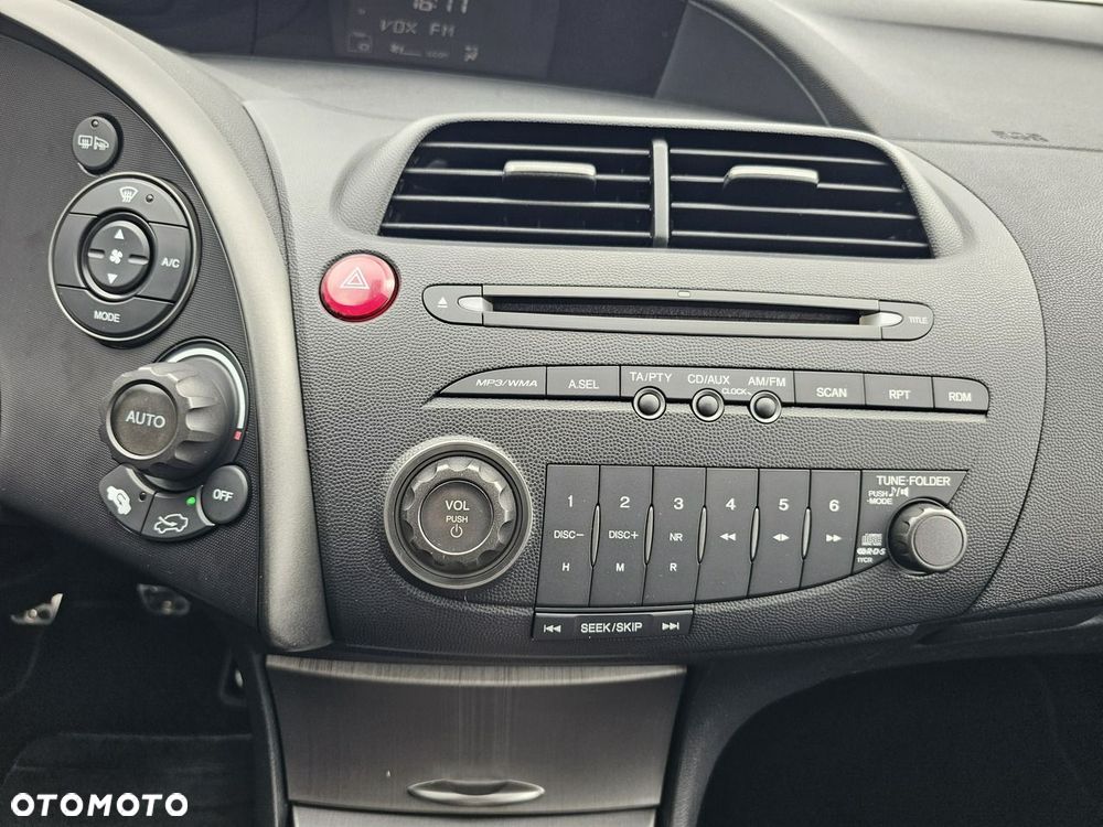 Honda Civic 1.4 Comfort (Honda Connect+) - 24