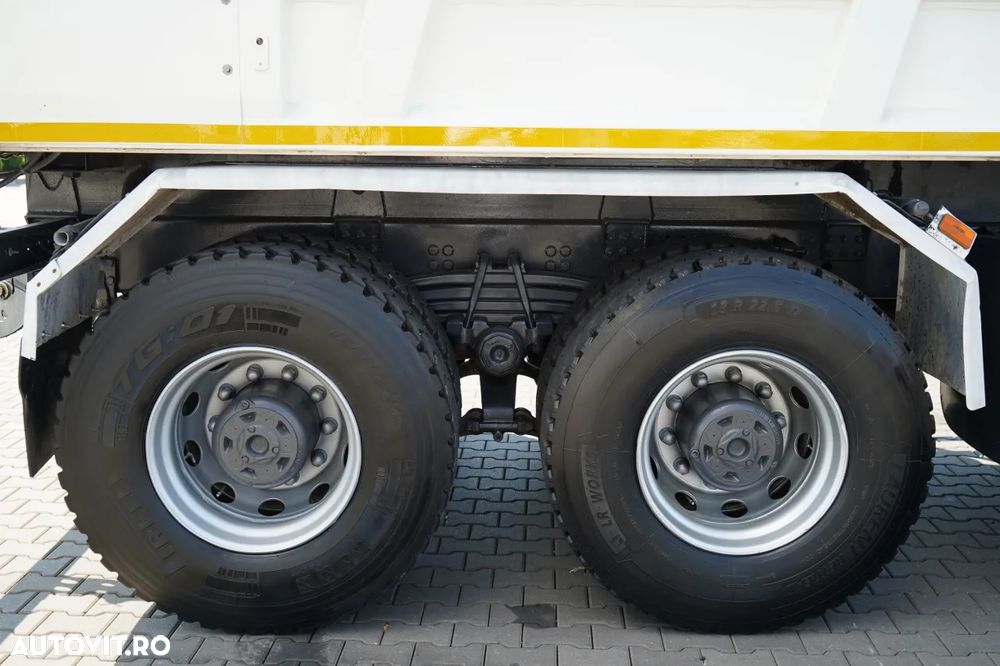 Scania G 410 / 8X4 / CAROSERIE BACĂ ASFALT / 2X CLAPETĂ HIDRAULICĂ / ACOPERIȘ HIDRAULIC / PENTRU PAVINGURI - 25