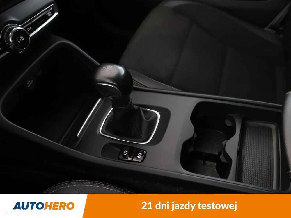Volvo XC 40 D3 Momentum - 27