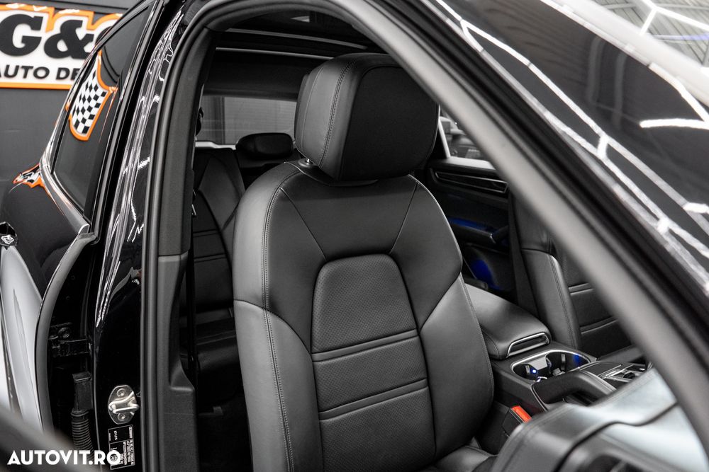 Porsche Cayenne S - 14