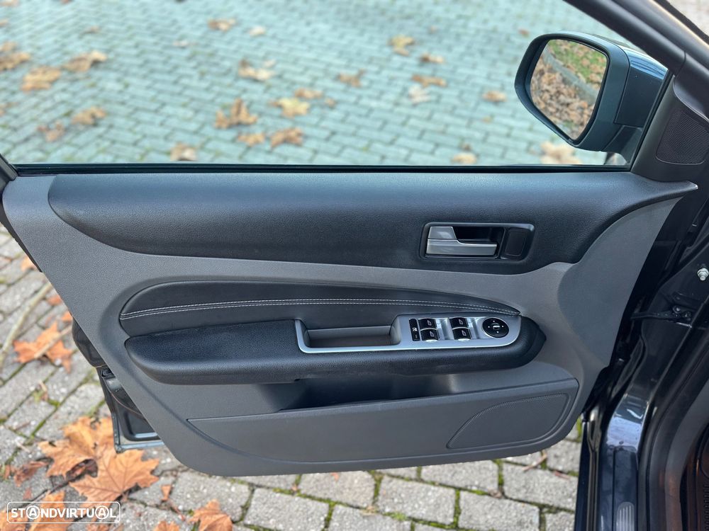 Ford Focus SW 1.6 TDCi Titanium 17 - 9