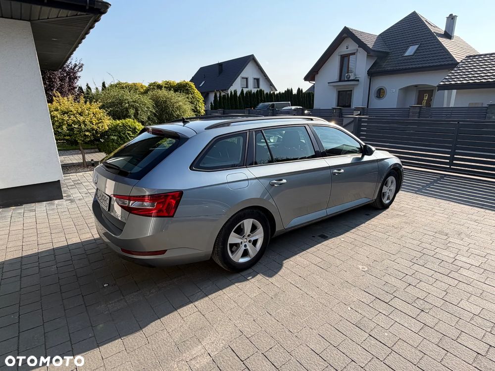 Skoda Superb 1.6 TDI Active - 4