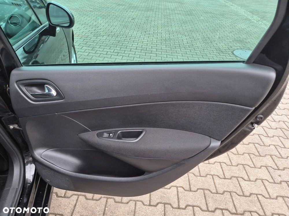 Peugeot 308 HDi FAP 140 Family - 21