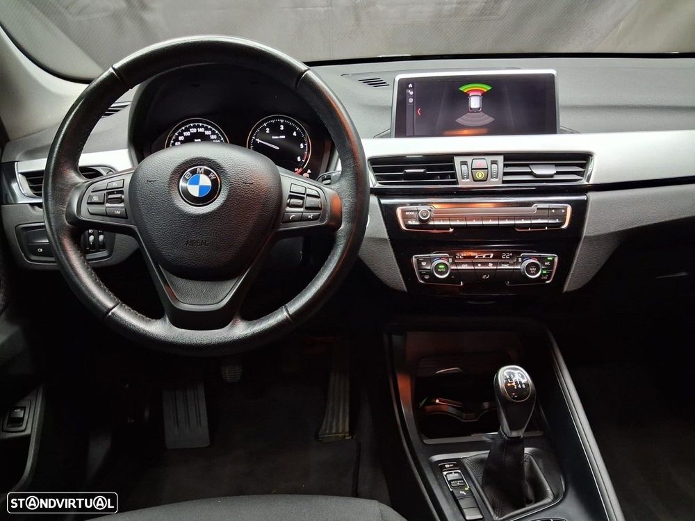 BMW X1 16 d sDrive Advantage - 12