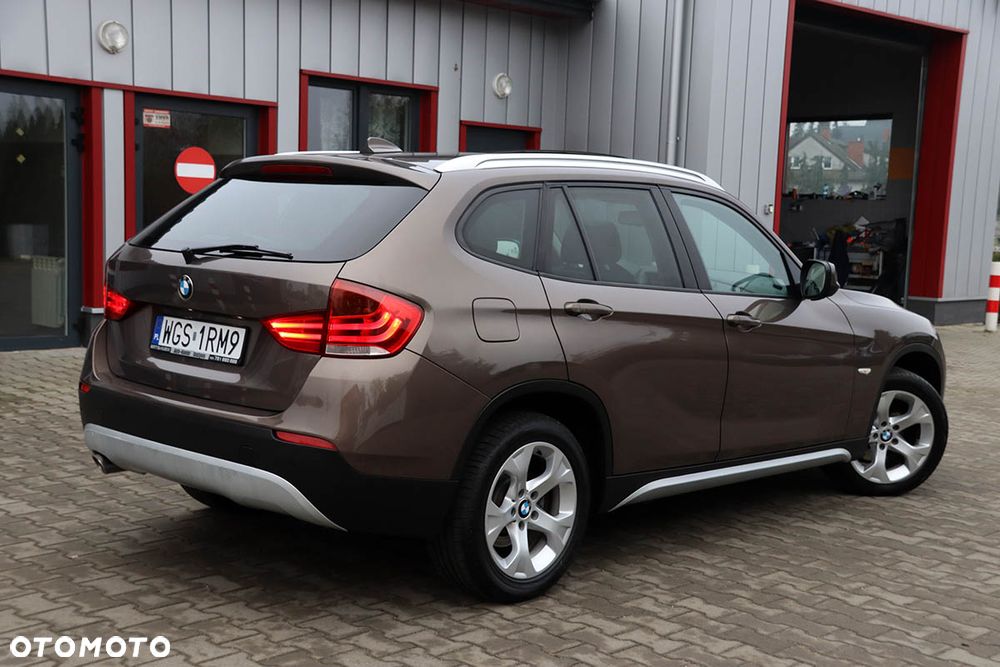 BMW X1 xDrive20d - 15