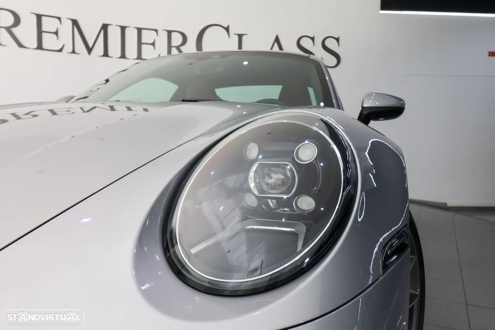 Porsche 911 (992) Carrera PDK - 16