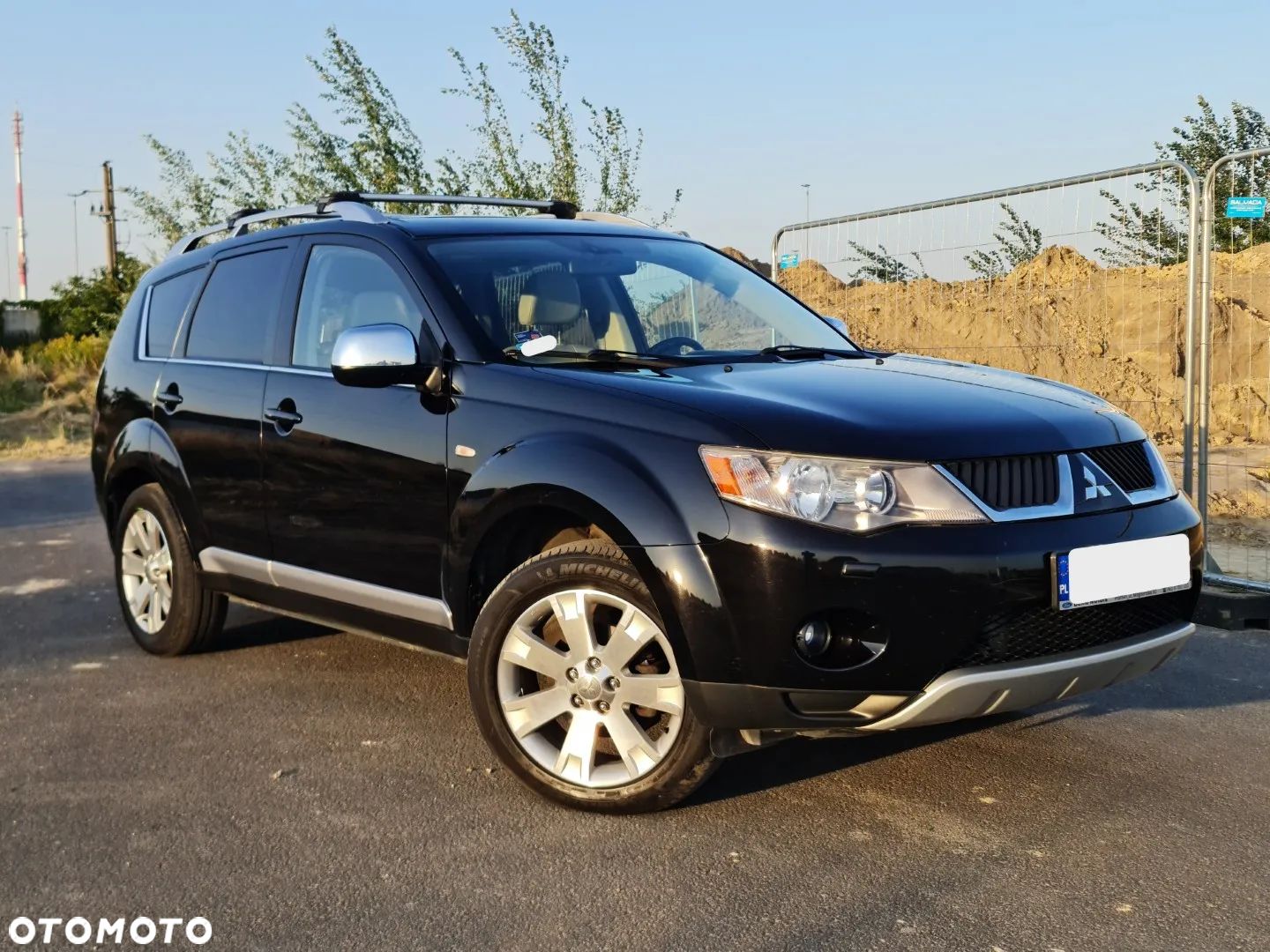 Mitsubishi Outlander 2.0 DID Instyle - 1