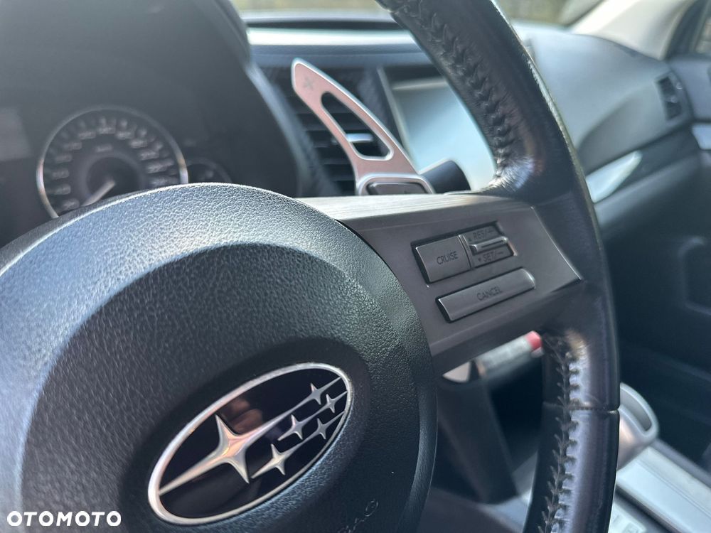 Subaru Legacy 2.5i GT - 15