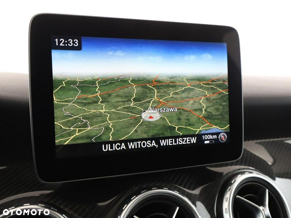Mercedes-Benz GLA 250 4-Matic Urban - 27