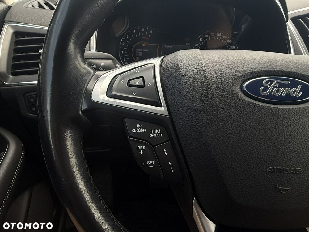 Ford S-Max - 14