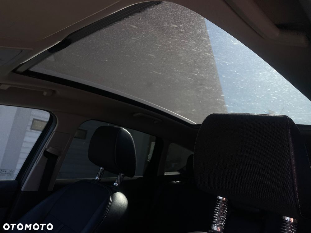 Ford Kuga 2.0 TDCi 4x4 Titanium - 13