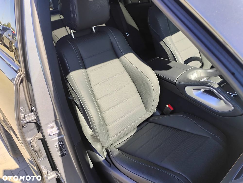 Mercedes-Benz GLE - 18