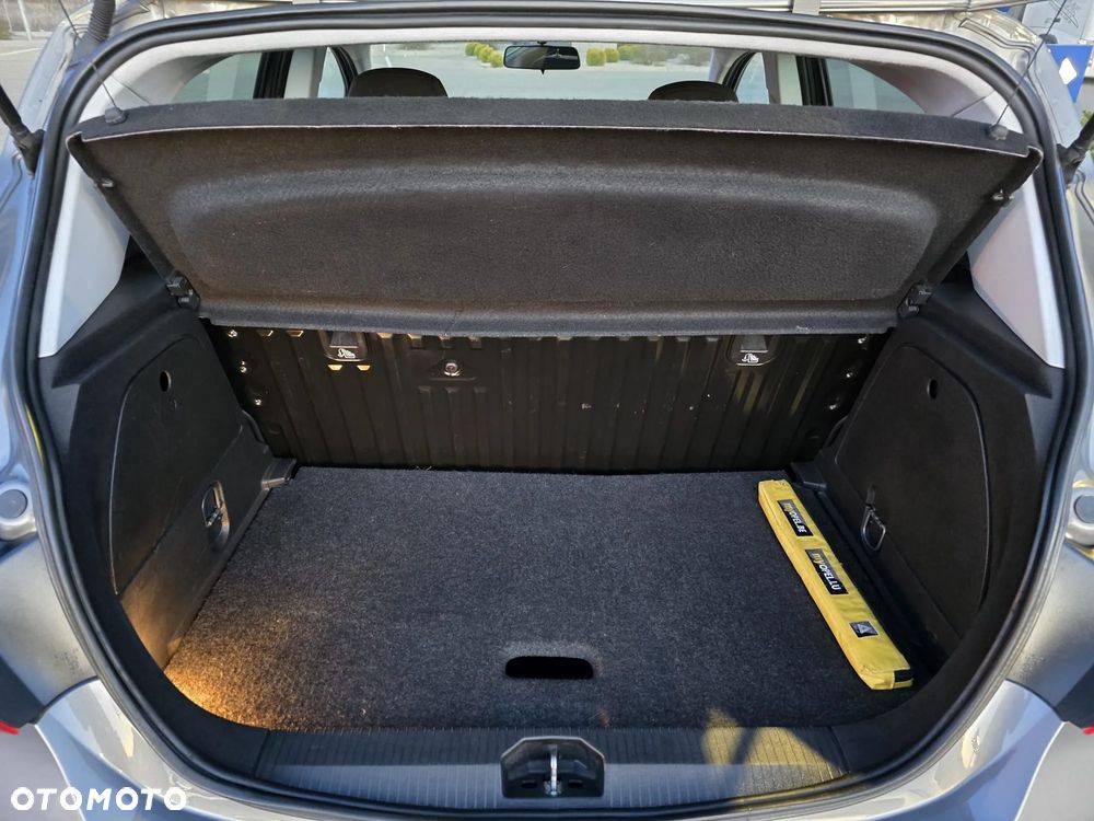 Opel Corsa 1.2 16V Color Edition - 14