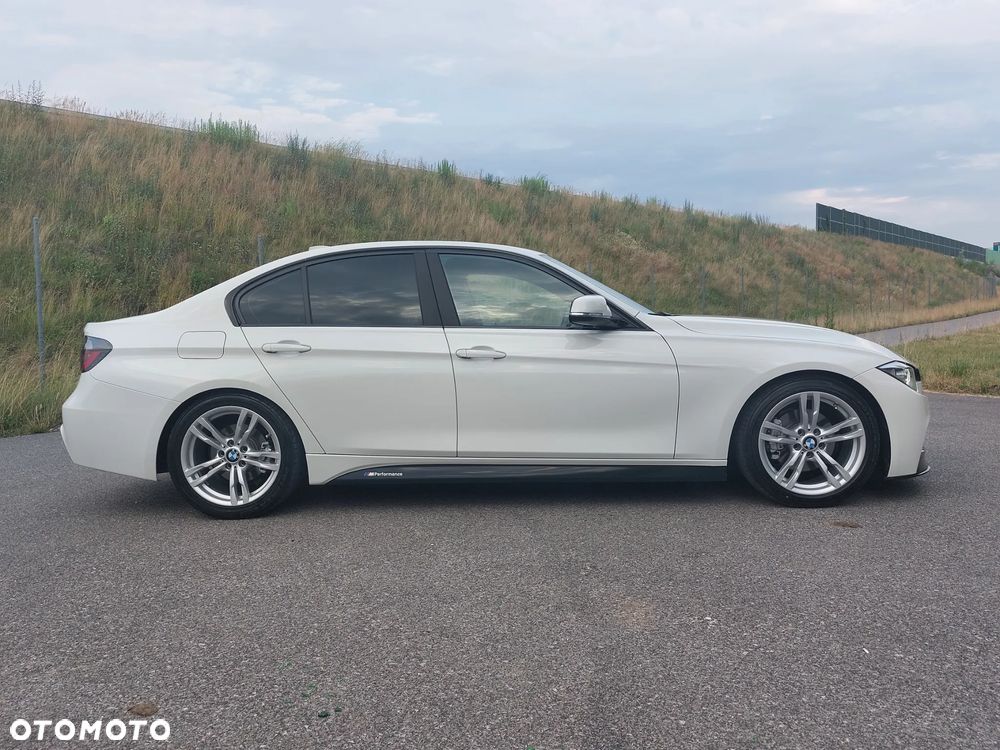 BMW Seria 3 320d M Sport EU6 - 7
