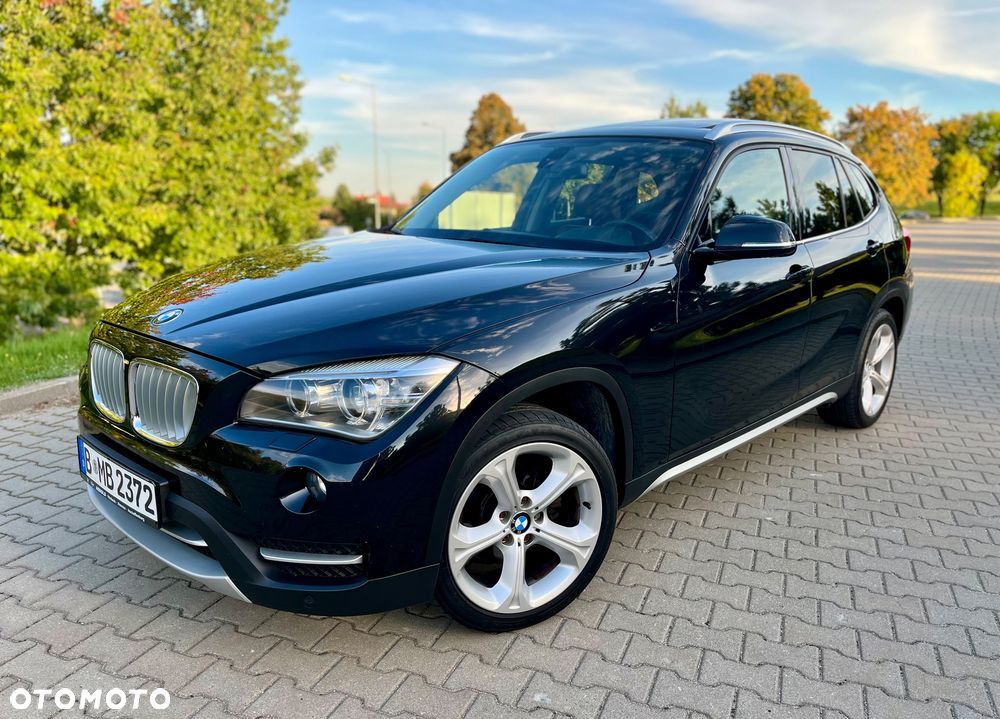 BMW X1 xDrive20i Sport Line - 14