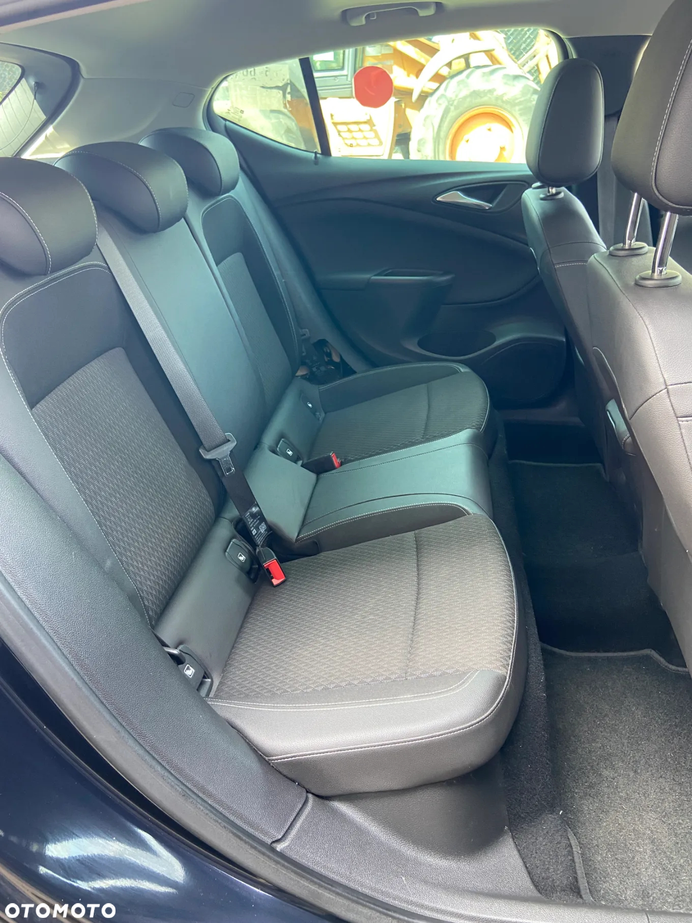 Opel Astra 1.6 D (CDTI) Start/Stop Edition - 19