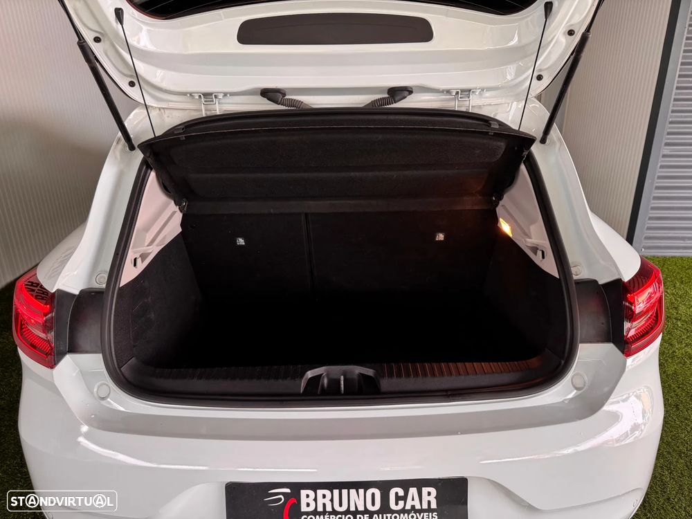 Renault Clio 1.0 TCe Limited Bi-Fuel - 23