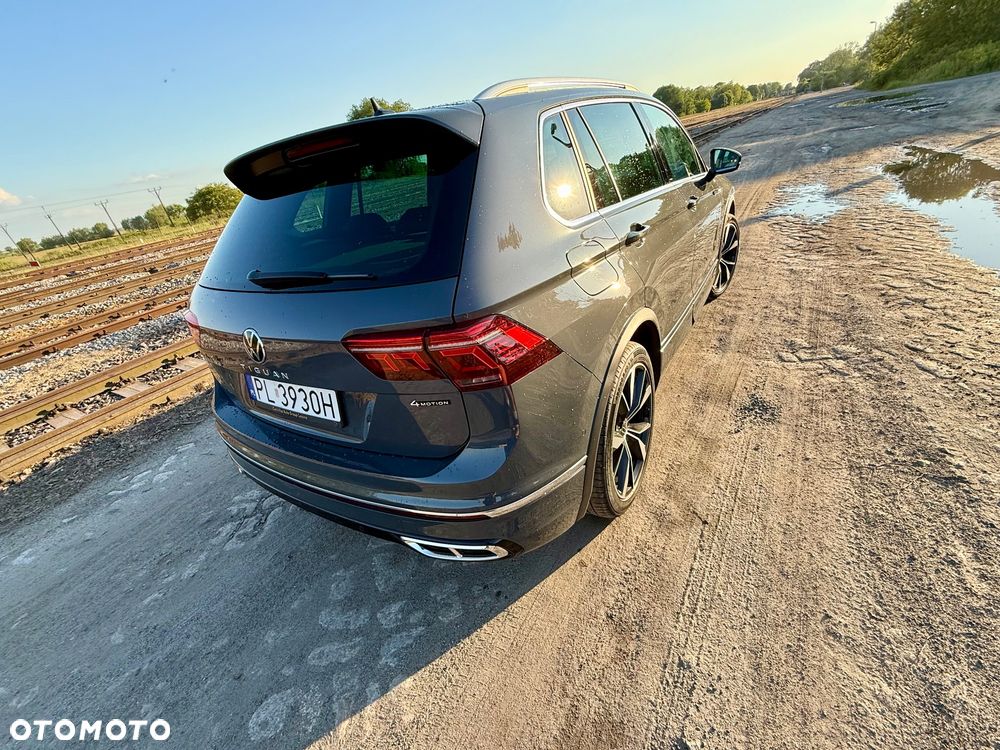 Volkswagen Tiguan 2.0 TDI SCR 4MotION DSG R-Line - 15