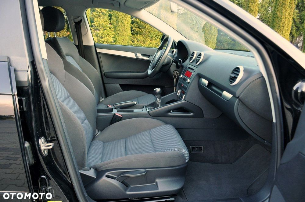 Audi A3 Sportback - 17