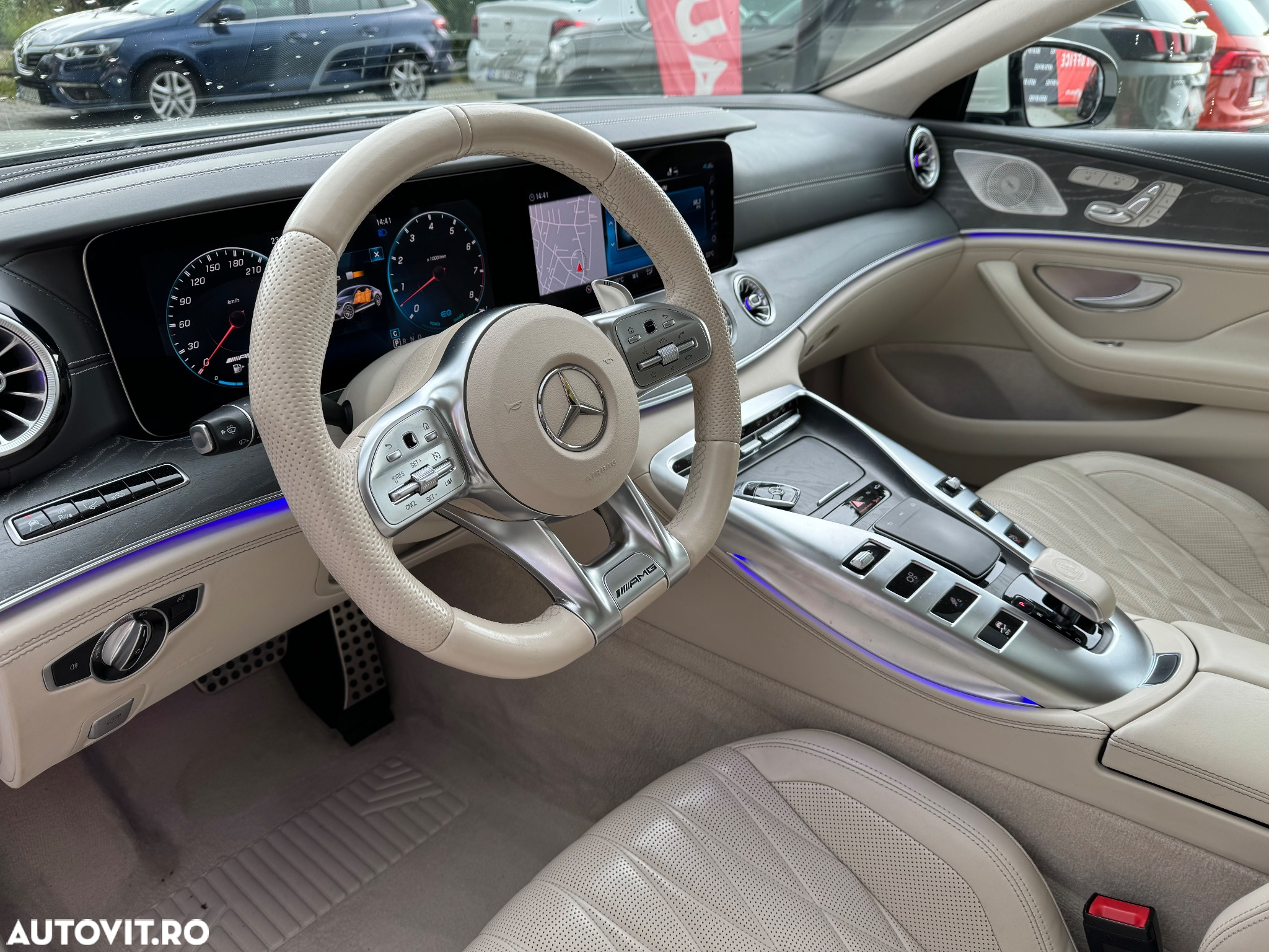 Mercedes-Benz AMG GT 53 4MATIC+ - 17