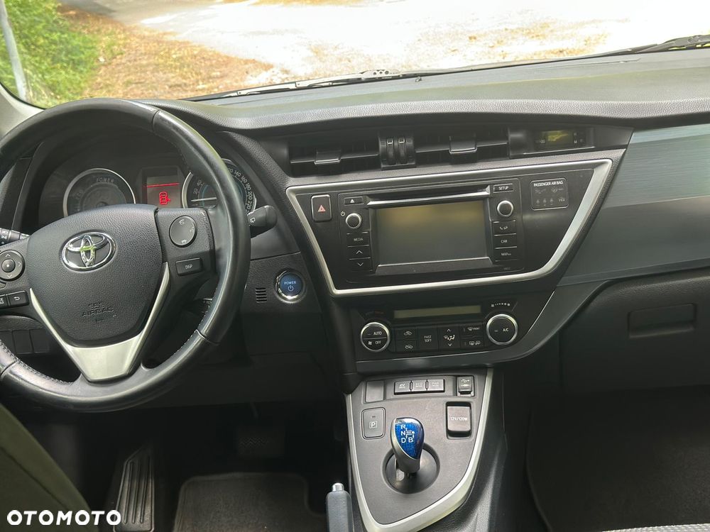 Toyota Auris 1.8 HSD Luna - 7