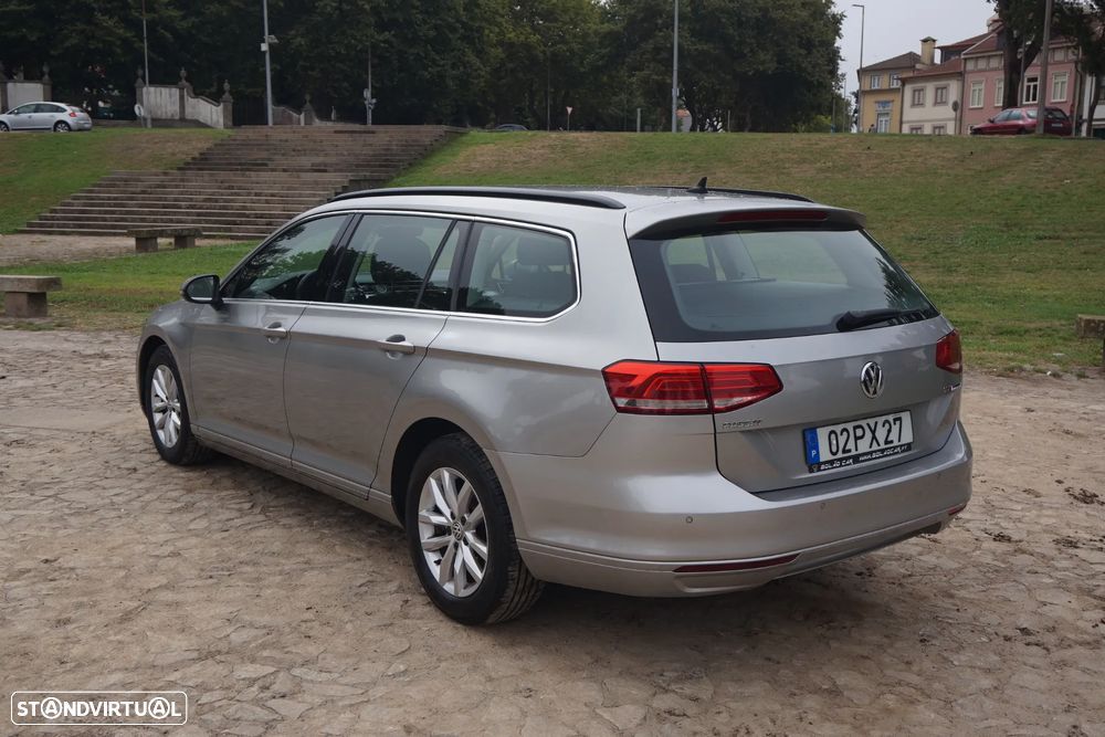 VW Passat Variant 1.6 TDI Confortline - 11