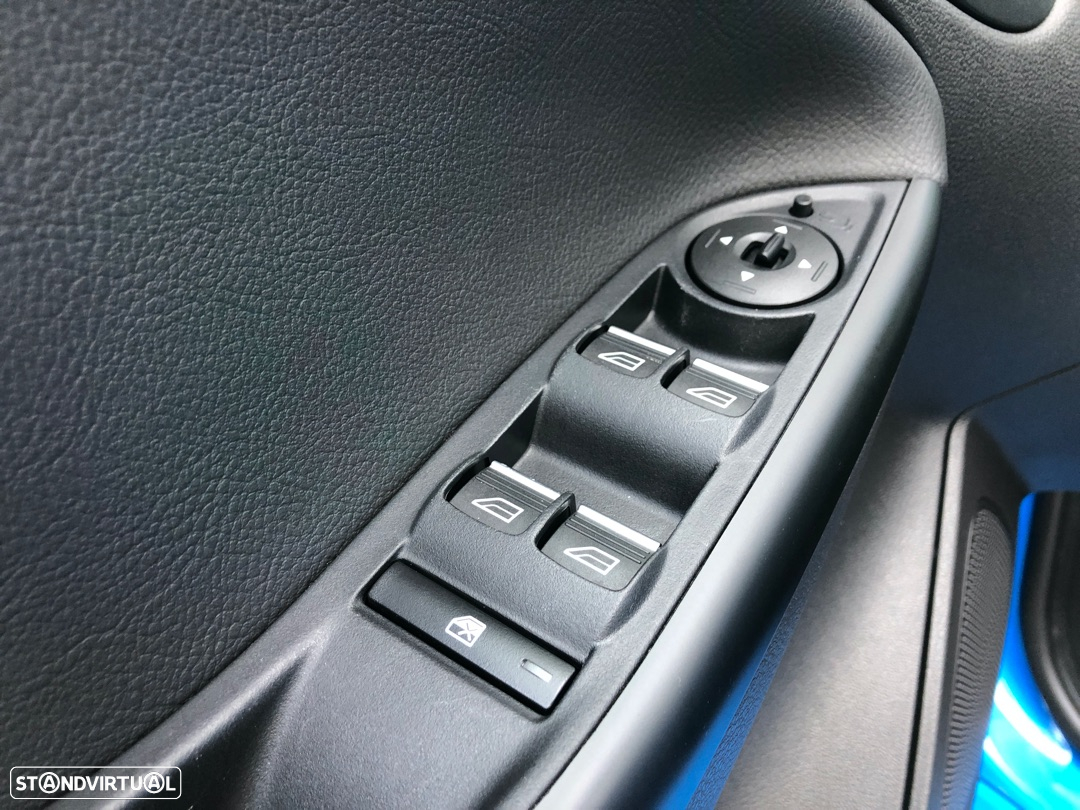Ford Focus 2.3 EcoBoost RS - 36