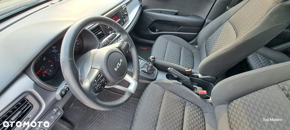 Kia Rio 1.2 M - 14