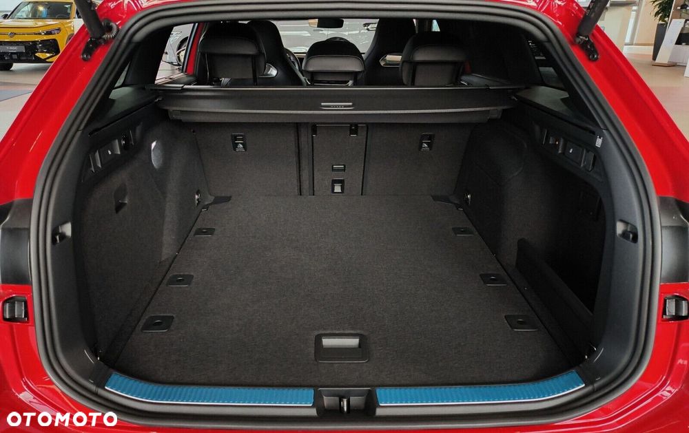 Volkswagen Passat Variant 2.0 TSI R-Line Plus DSG - 22