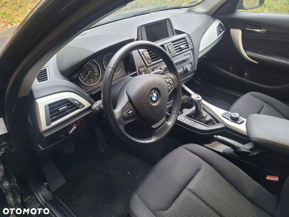 BMW Seria 1 116i - 7