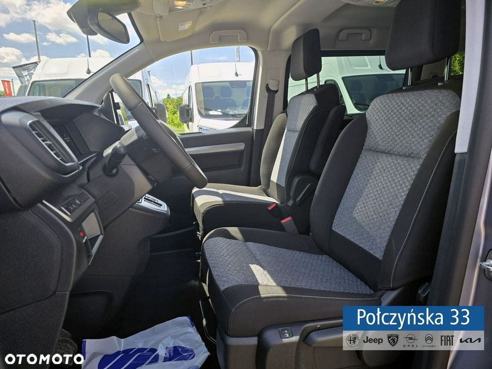 Peugeot Traveller - 14