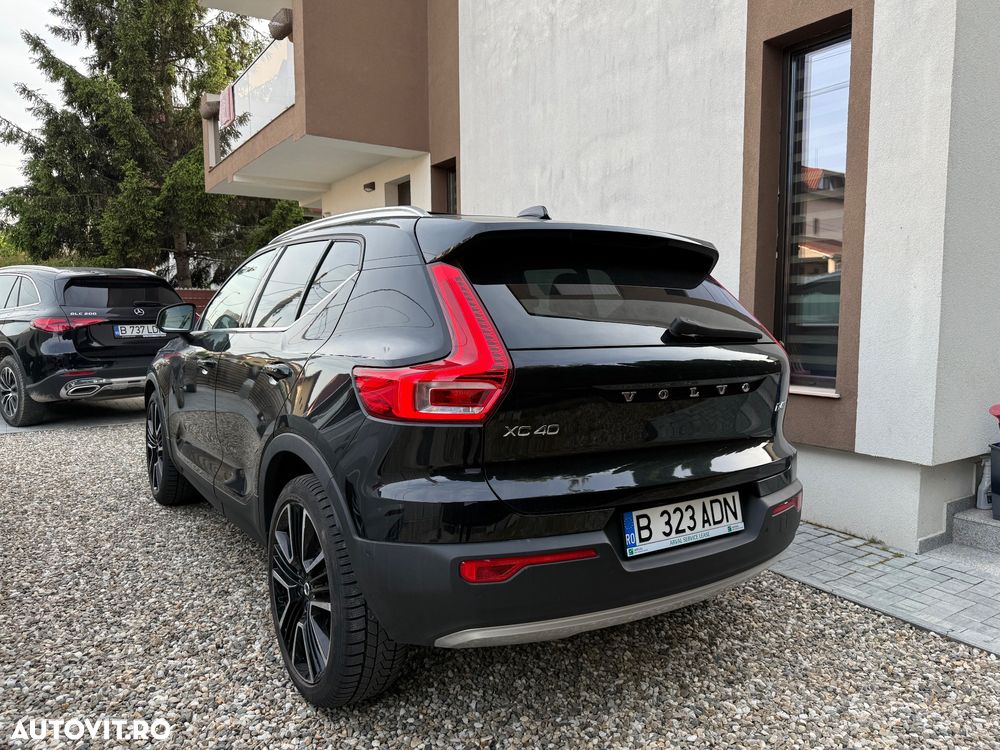 Volvo XC 40 B4 AT8 AWD Mild Hybrid Inscription - 8