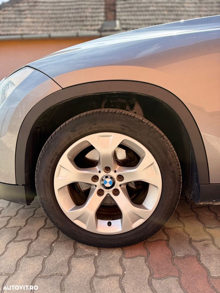 BMW X1 xDrive20d - 9