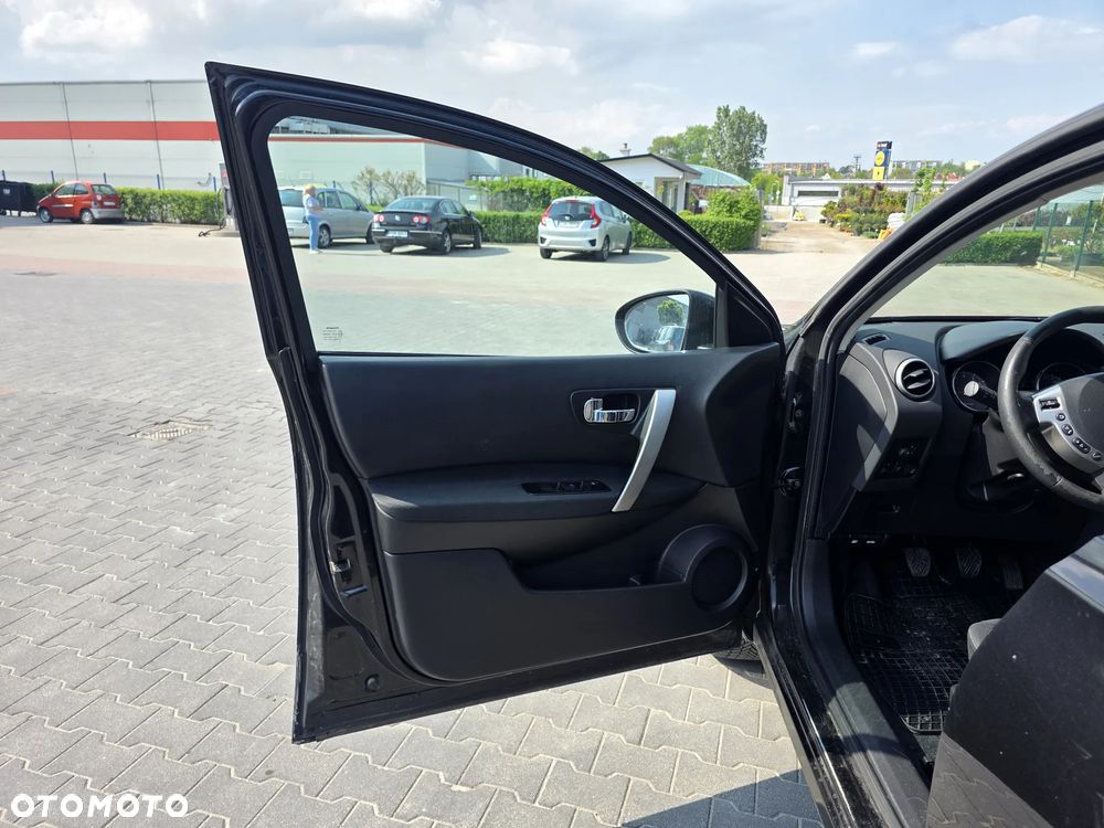 Nissan Qashqai+2 2.0 4x4 Tekna Premium - 11