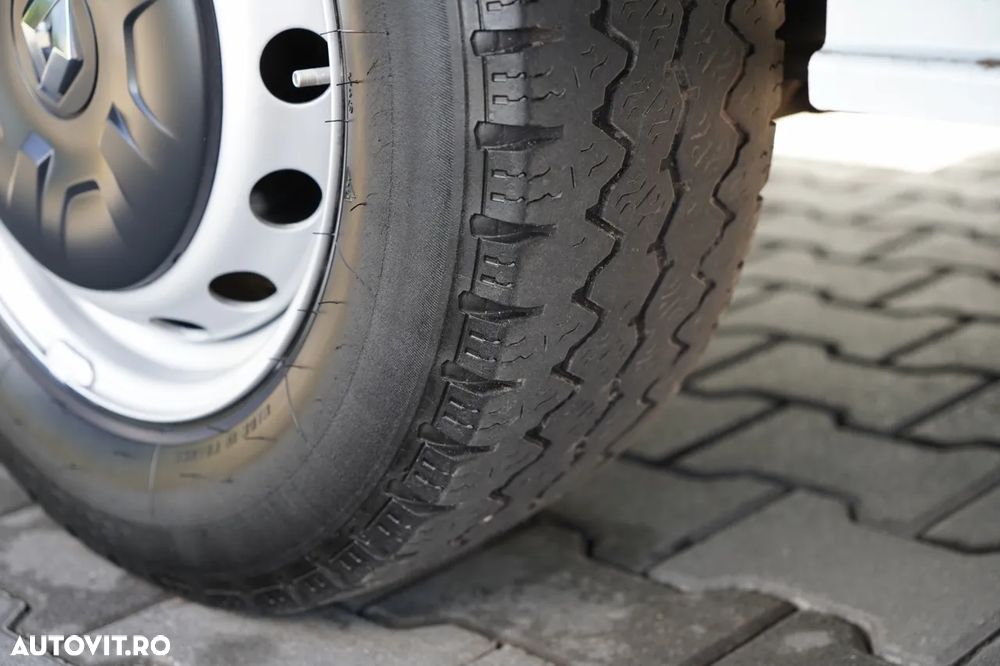 Renault MASTER / IZOTERMIC / CONTAINER / DHOLLANDIA LIFT / IMPORTAT - 23